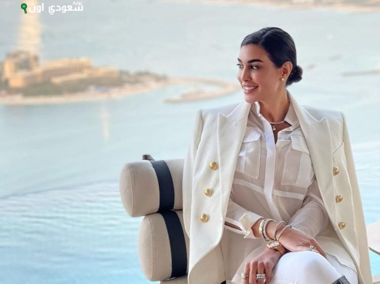 ياسمين صبري تتألق بإطلالة رائعة
