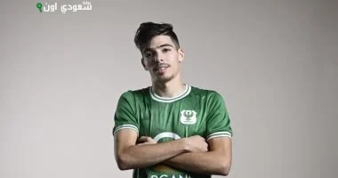 عبد الرحيم دغموم، لاعب فريق المصري،