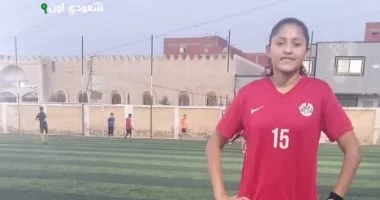 نيجار إسلام لاعبة فريق كرة القدم النسائية