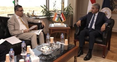 وزير السياحة وسفير الهند يناقشان أوجه التعاون في السياحة والآثار
