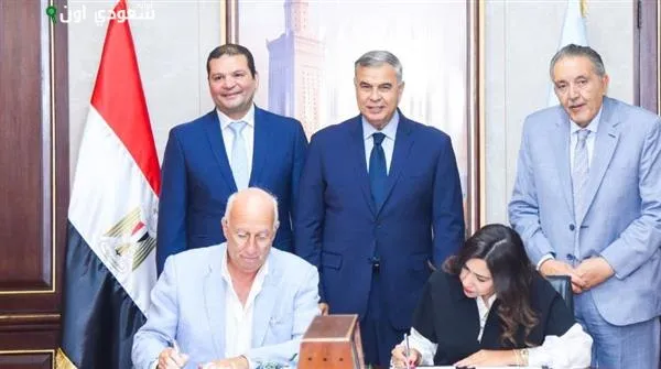 محافظ الإسكندرية يستعرض الاستعدادات للانضمام للتأمين الصحى الشامل