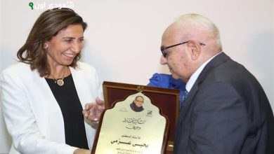 الدكتور يحيى عزمي