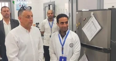 محافظ الإسماعيلية يتفقد مركز طب الأسرة بحي السبع بنات