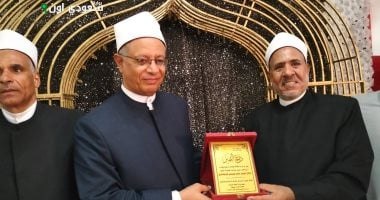 أوقاف سوهاج تُكرم مدير جرجا بحضور وكيل الوزارة