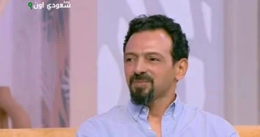 منى زكي تودع تيمور بكلمات مؤثرة تعكس الحب والاحترام لشخصيته الطيبة