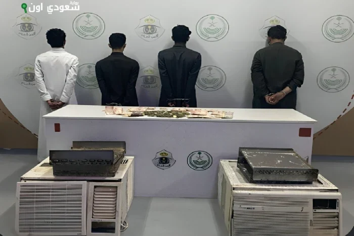 القبض على أربعة أشخاص