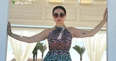 مي عز الدين تتلألأ خلال عطلتها الصيفية