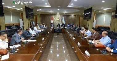 محافظ كفر الشيخ يبحث آليات تطبيق قانون الإيجارات الجديد ووضع خطة للحصر والتقييم