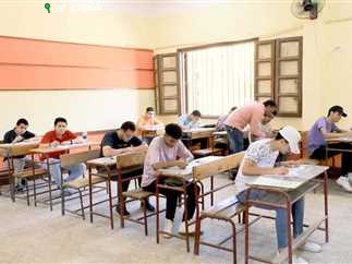 امتحانات الدور الثاني للثانوية العامة