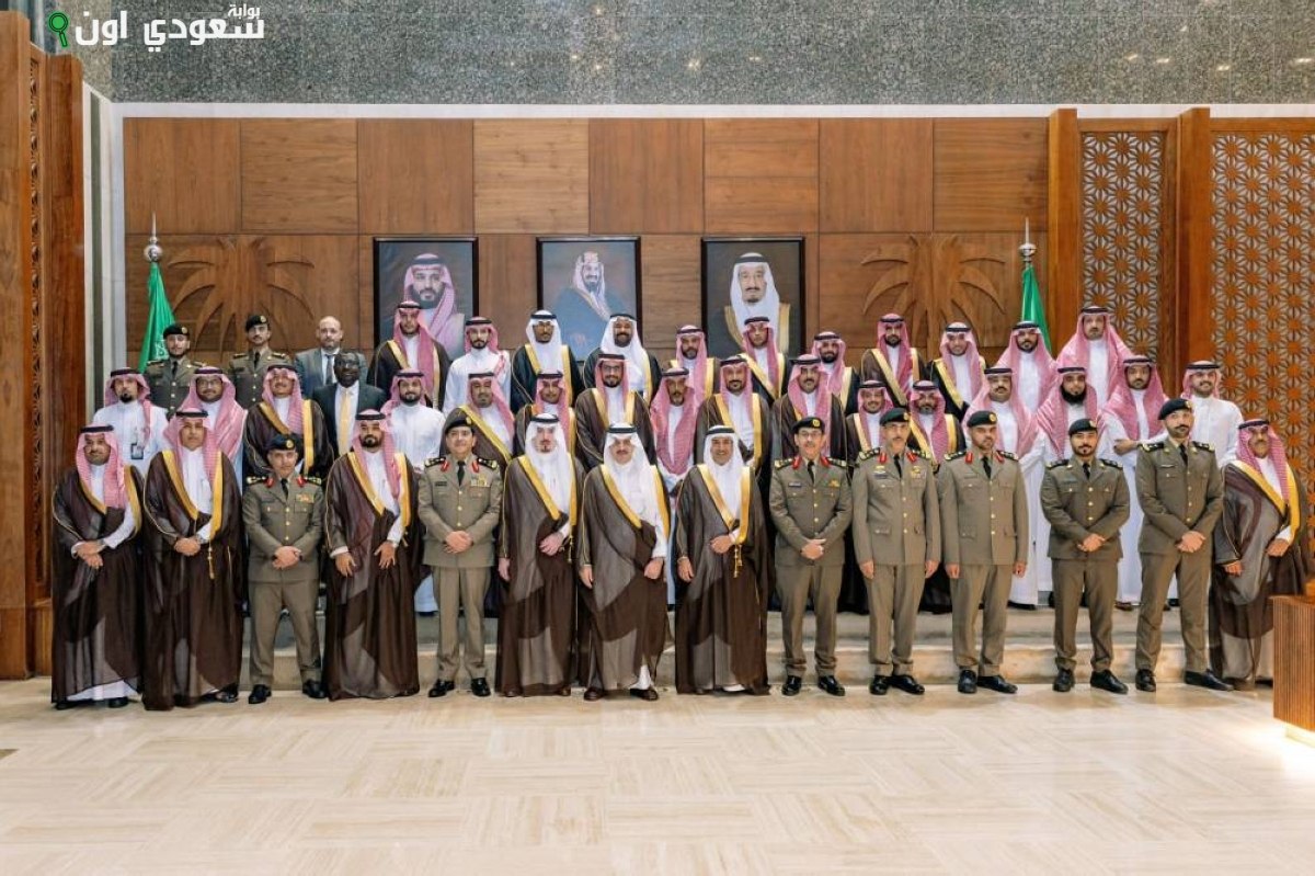 أمير الشرقية يكرم لجنة السلامة المرورية تقديراً لجهودهم في تقليل الحوادث