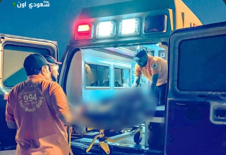 تبوك قوات الإنقاذ تنجح في إنقاذ ثلاثة مواطنين من غرق محتمل أثناء السباحة