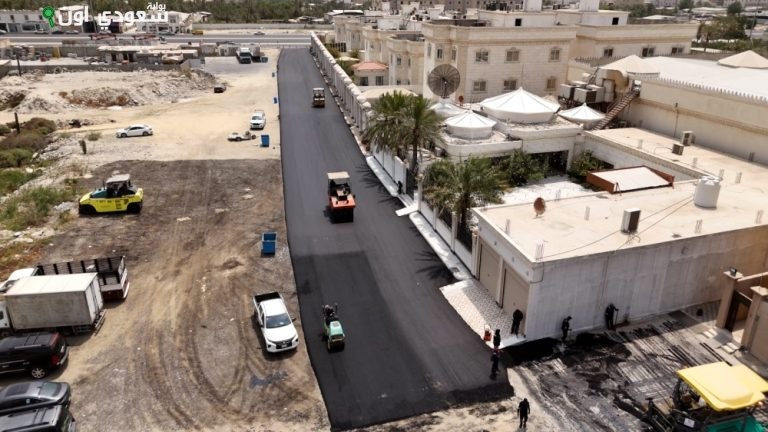 تطوير شوارع القديح الداخلية على مساحة خمسين ألف متر مربع