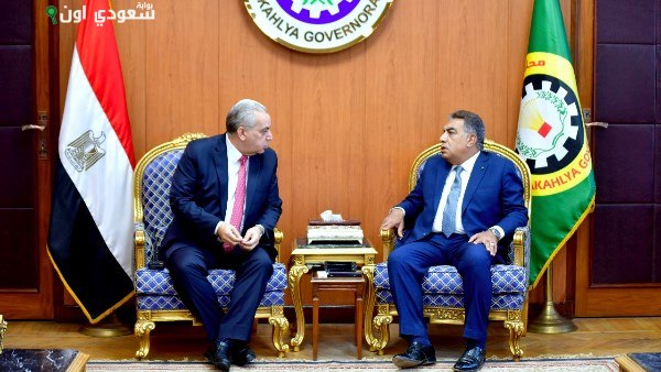 محافظ الدقهلية يستقبل مدير الأمن في ديوان عام المحافظة