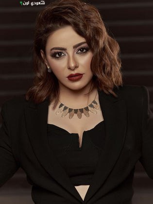 الفنانة إلهام عبد البديع