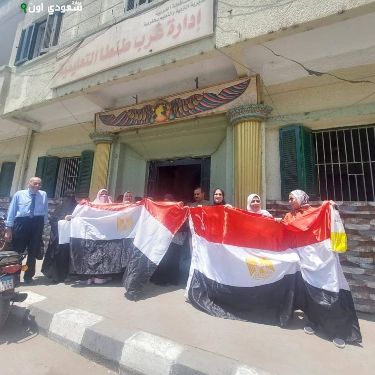 العاملون بالتربية والتعليم في الغربية يساهمون في انتخابات الشيوخ بمدينة طنطا