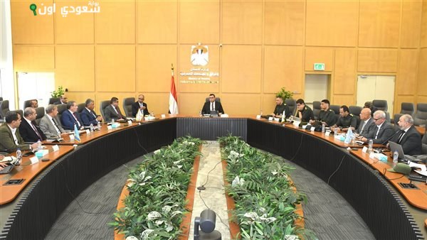 وزير الإسكان والهيئة الهندسية للقوات المسلحة