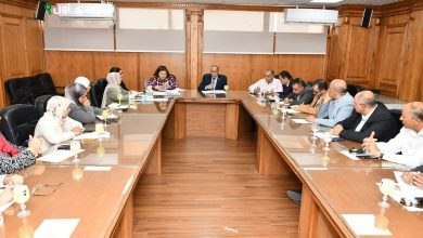 رئيس جامعة قناة السويس يترأس مجلس التعليم