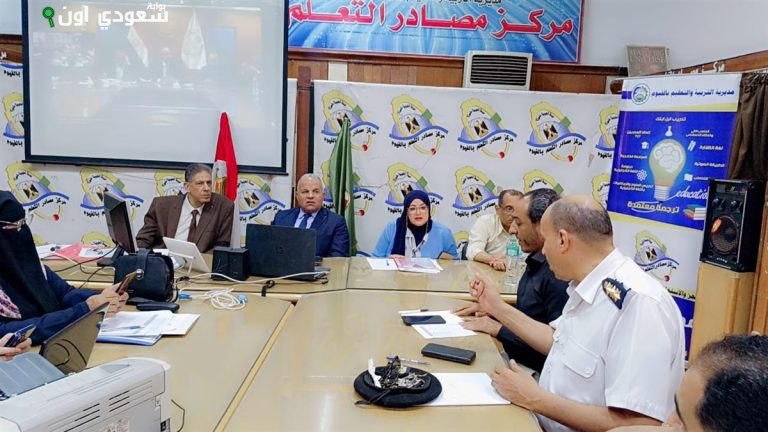 وكيل تعليم الفيوم يراقب عمليات امتحانات الثانوية العامة بالدور الثاني