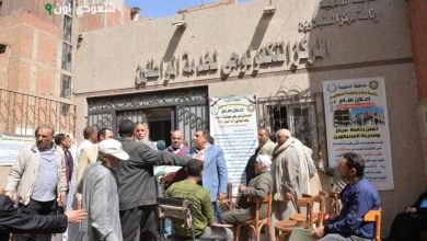 محافظ الدقهلية بالمركز التكنولوجي بالسنبلاوين: "اجلسوا في الظل"