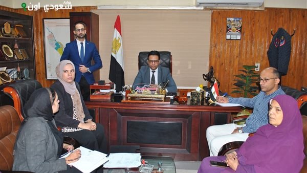 الدكتور عمرو دويدار