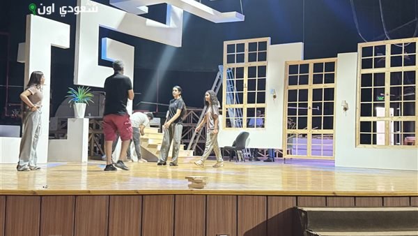 استعدادات نهائية لبروفات مسرحية "حب من طرف حامد" ببطولة ميدو عادل مع صور جديدة