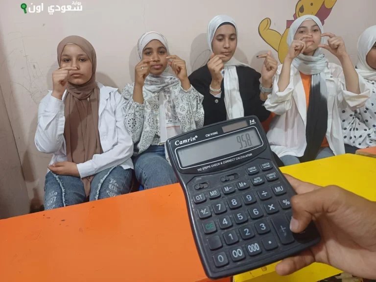 تجهيز "الطفل الكالكوليتر" بأسوان بخطوات حسابية سريعة ومذهلة