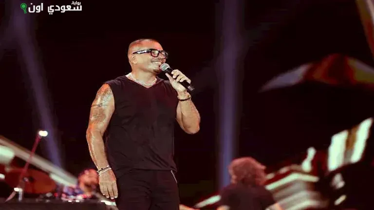 أحمد عصام يقدم عرضاً مذهلاً لجمهور مهرجان العلمين بابتكار "مدفع التيشيرتات" خلال حفل عمرو دياب