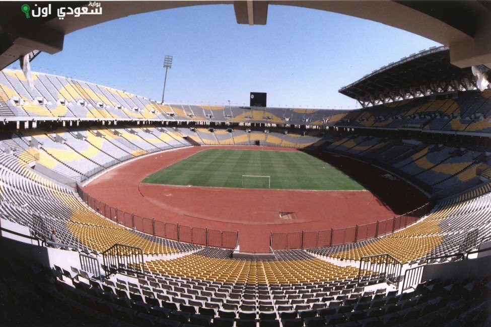 استاد برج العرب