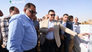 وزير الإسكان يزور مشروعات تطوير شبكات المرافق في جنيفة