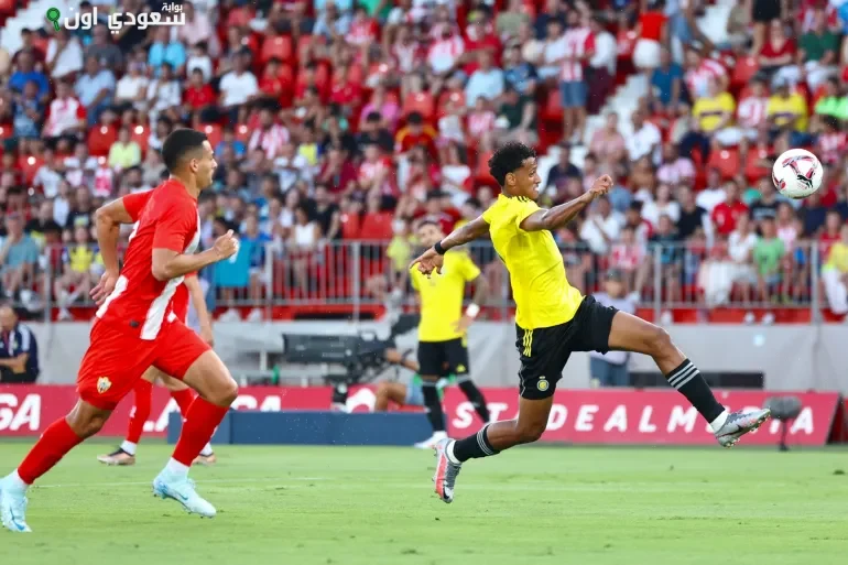 نادي النصر وألميريا الإسباني