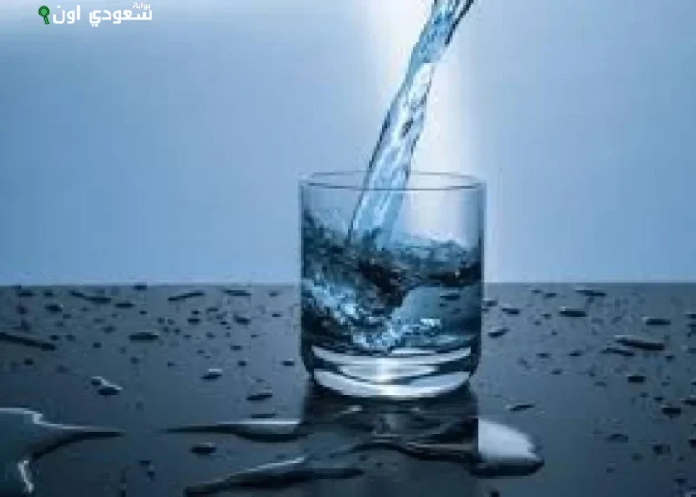 أهمية شرب الماء الدافئ