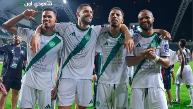 الأهلي يتوج بالسوبر السعودي
