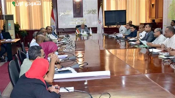 محافظ الأقصر يؤكد على ضرورة إنجاز ملف التقنين ومراجعة المباني