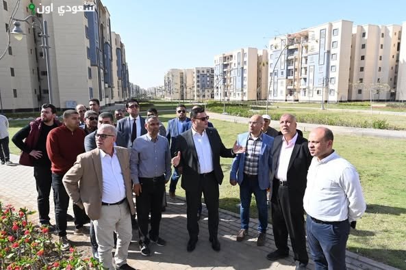 وزير الإسكان يتفقد وحدات المبادرة الرئاسية سكن لكل المصريين