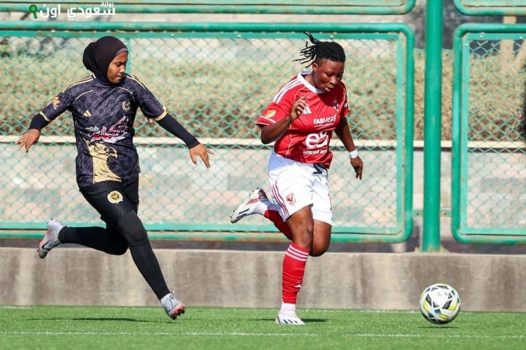 الأهلي يتقدم برباعية نظيفة أمام رع