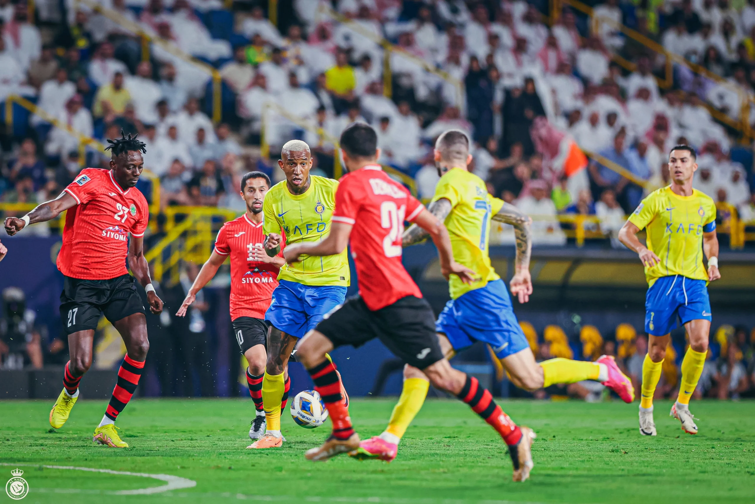 النصر أمام استقلال دوشنبه