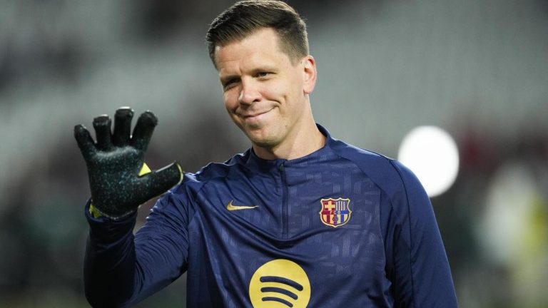 فويتشيك تشيزني حارس مرمى برشلونة