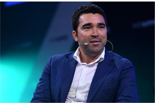 ديكو، المدير الرياضي لنادي برشلونة