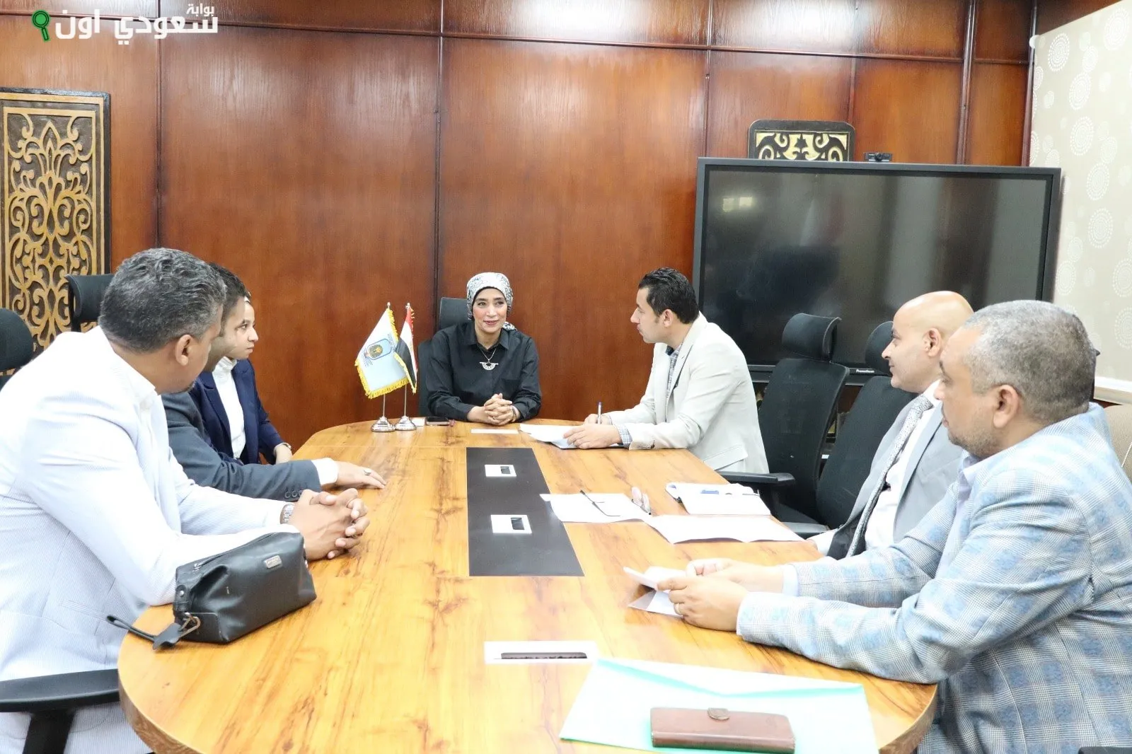 جامعة الأقصر تبحث استعدادات العام الدراسي الجديد