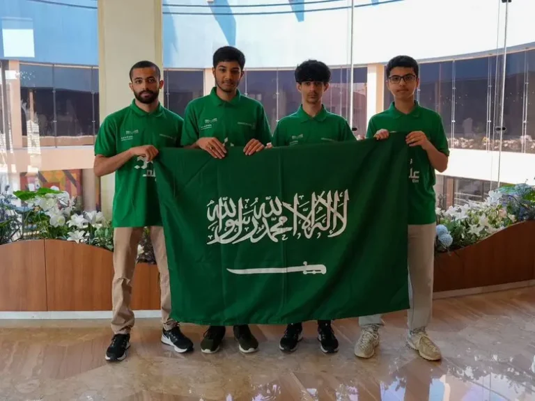 المنتخب السعودي للمعلوماتية يحقق 6 جوائز في أولمبياد البلقان 2025