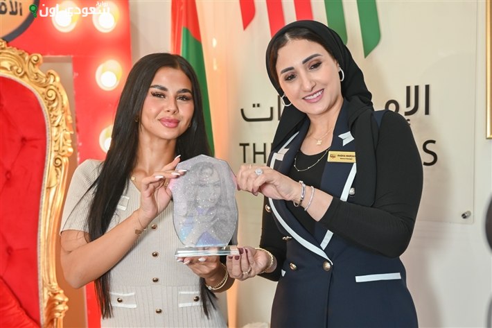 منة عرفة تحصل على الإقامة الذهبية في الإمارات تقديرًا لمسيرتها الفنية المتميزة