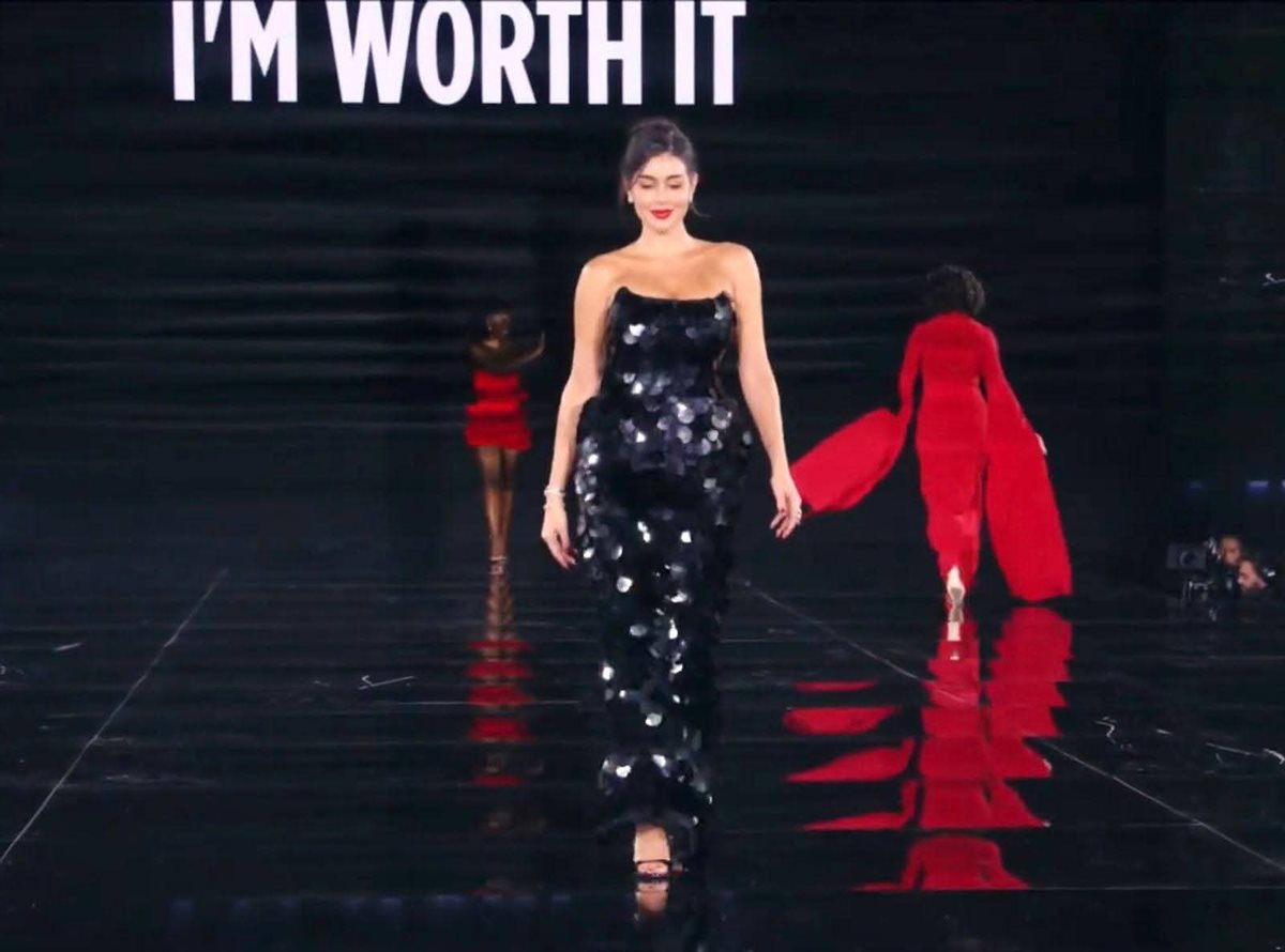 ياسمين صبري تتألق في عرض لوريال باريس