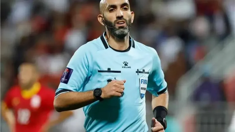 الكويتي أحمد العلي حكم مباراة السعودية