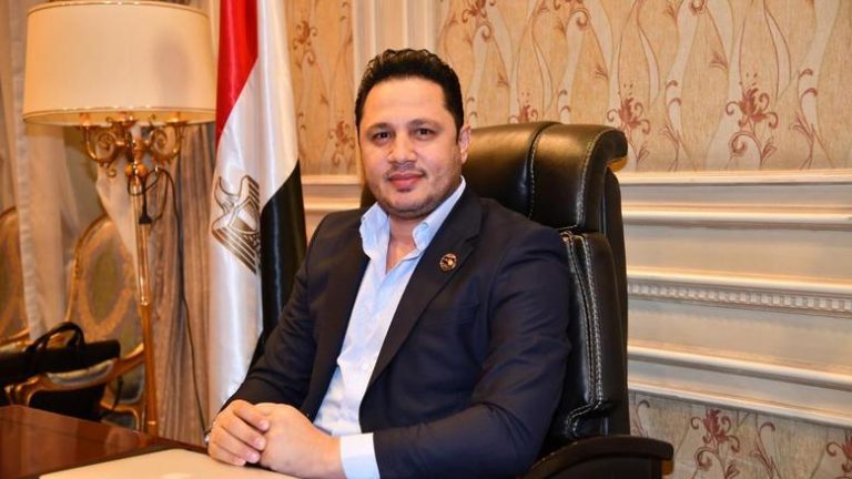 النائب سيد سمير