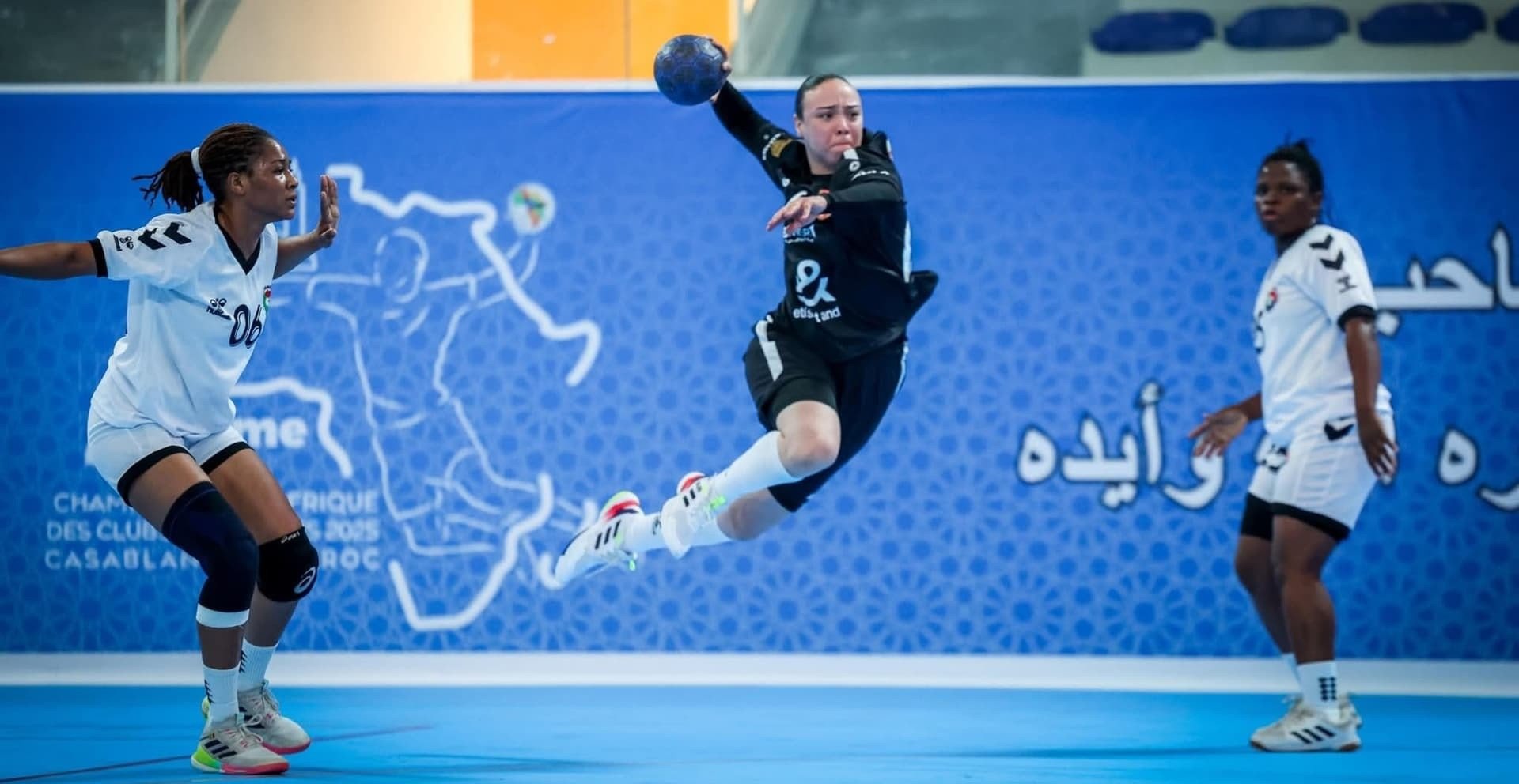 سيدات الاهلي كرة يد