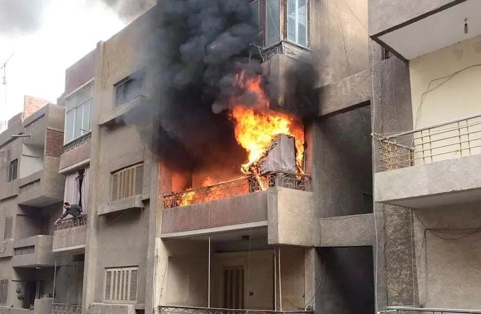حريق داخل شقة سكنية في منطقة الهرم