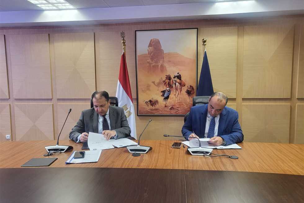 توقيع بروتوكول المجلس الأعلى للآثار