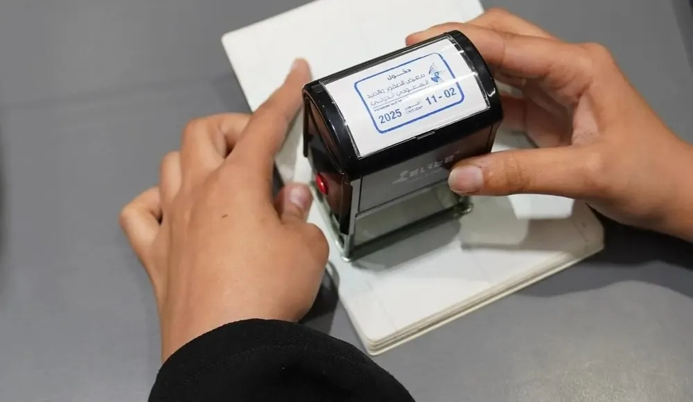 الجوازات تطلق ختمًا خاصًا بمعرض الصقور والصيد السعودي