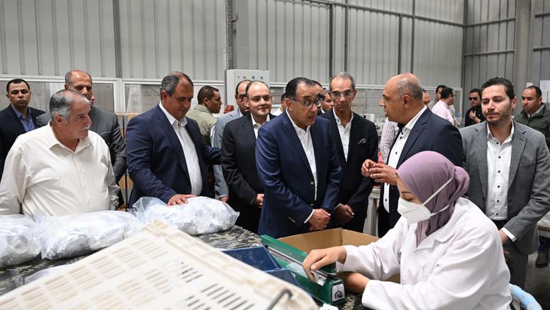 مدبولي: جهود كبيرة لتعزيز التصنيع المحلي ودعم المنتج المصري