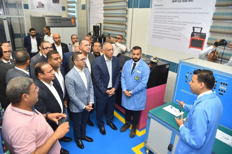 وزير الاستثمار يفتتح المرحلة الثانية للمعامل الصناعية بميناء العين السخنة